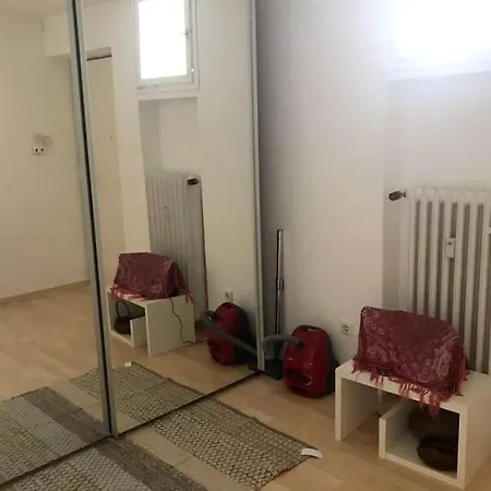 Minimalist Style Flat - 20 Min To Oktoberfest דירה מינכן